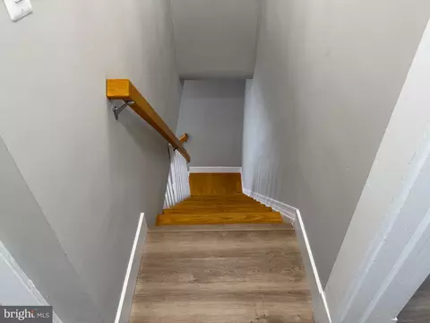 Entry Way - 3818 6th St, Baltimore, MD 21225 photo 5 of 19