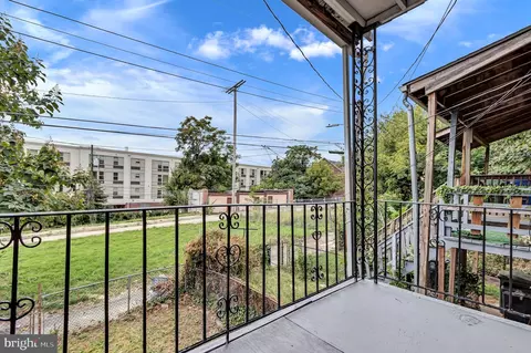 Exterior - 3027 Walbrook Ave, Baltimore, MD 21216 photo 3 of 3