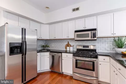 Kitchen - 121 E Fort Ave, Baltimore, MD 21230 photo 1 of 2