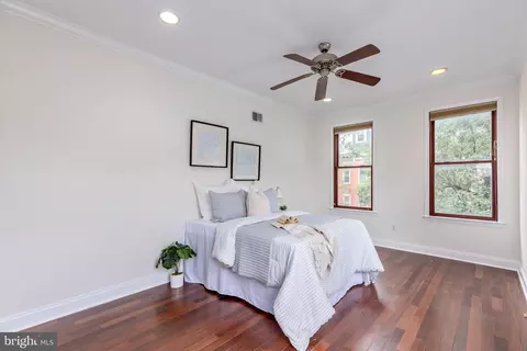 Bedroom - 121 E Fort Ave, Baltimore, MD 21230 photo 1 of 7