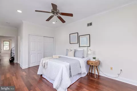 Bedroom - 121 E Fort Ave, Baltimore, MD 21230 photo 2 of 7
