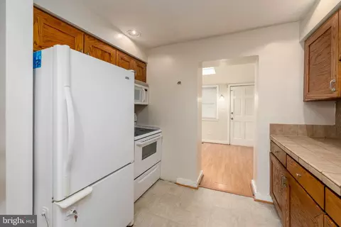 Kitchen - 666 Melvin Dr, Baltimore, MD 21230 photo 1 of 2