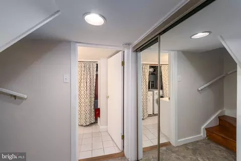 Entry Way - 666 Melvin Dr, Baltimore, MD 21230 photo 3 of 3