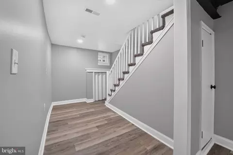 Entry Way - 3544 Lyndale Ave, Baltimore, MD 21213 photo 17 of 18