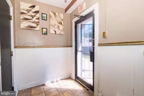 Entry Way - 3301 Piedmont, Baltimore, MD 21216 photo 3 of 6