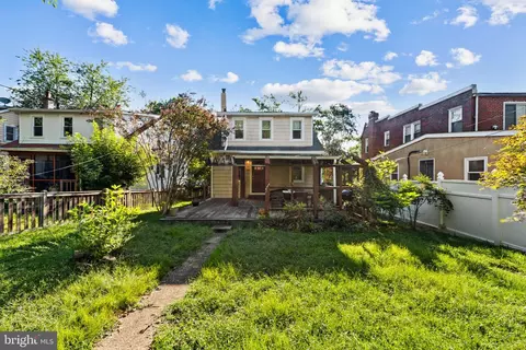 Exterior - 5906 Edna Ave, Baltimore, MD 21214 photo 7 of 9