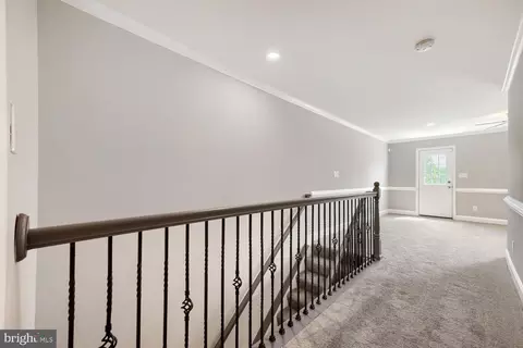 Entry Way - 1519 E Chase St, Baltimore, MD 21213 photo 10 of 11