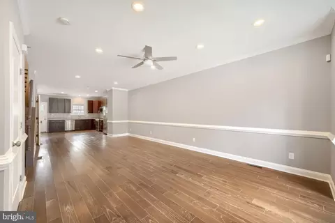 Entry Way - 1519 E Chase St, Baltimore, MD 21213 photo 5 of 11