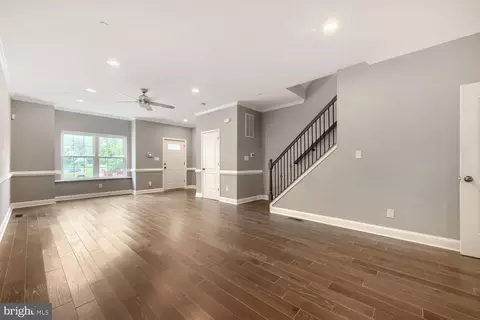 Living - 1519 E Chase St, Baltimore, MD 21213 photo 2 of 3