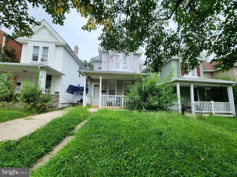 Exterior - 724 E 35th St, Baltimore, MD 21218 photo 2 of 3