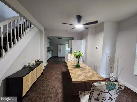 Entry Way - 724 E 35th St, Baltimore, MD 21218 photo 5 of 10