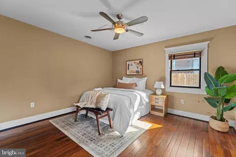 Bedroom - 43 S Decker Ave S, Baltimore, MD 21224 photo 3 of 6