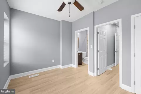 Entry Way - 1007 Bennett Pl, Baltimore, MD 21223 photo 10 of 13