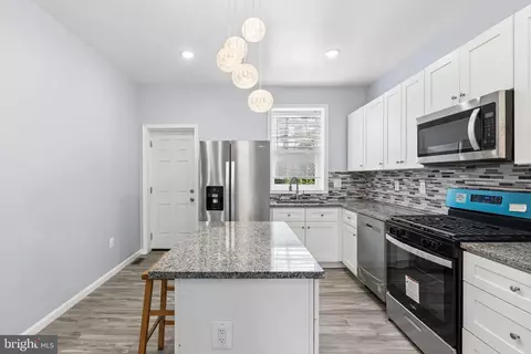 Kitchen - 926 Homestead St, Baltimore, MD 21218 photo 1 of 2
