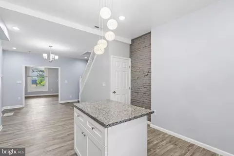 Entry Way - 926 Homestead St, Baltimore, MD 21218 photo 4 of 7