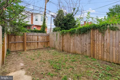 Exterior - 926 Homestead St, Baltimore, MD 21218 photo 7 of 10