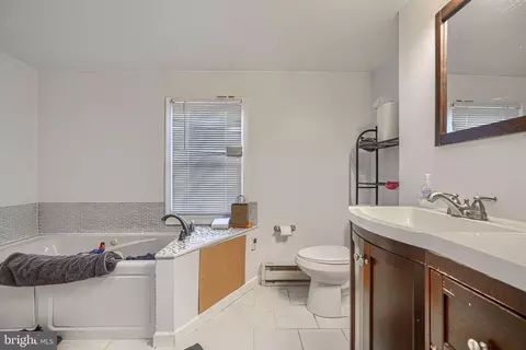 Bath - Undisclosed, Baltimore, MD 21231 photo 5 of 5