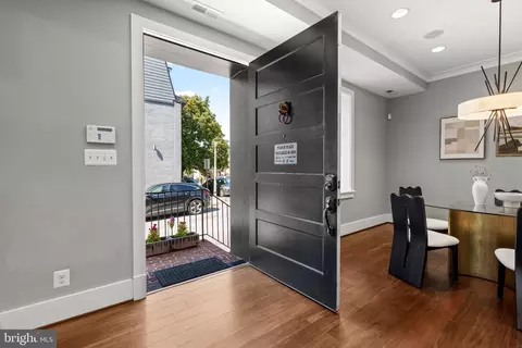 Entry Way - 37 Birckhead St, Baltimore, MD 21230 photo 1 of 6