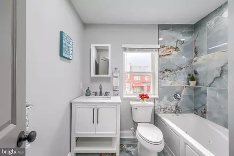 Bath - 302 Martingale Ave, Baltimore, MD 21229 photo 1 of 2