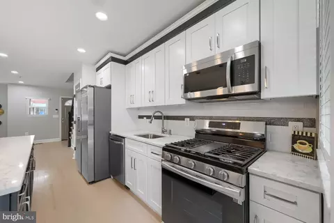 Other - 302 Martingale Ave, Baltimore, MD 21229 photo 1 of 10