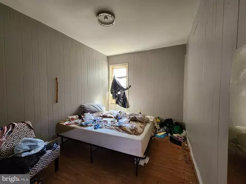 Bedroom - 2913 W Mosher St, Baltimore, MD 21216 photo 1 of 2