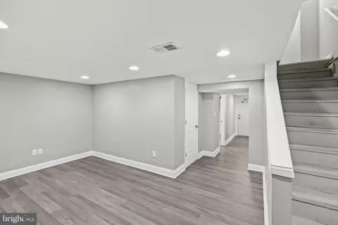 Entry Way - 820 Bradhurst, Baltimore, MD 21212 photo 3 of 4