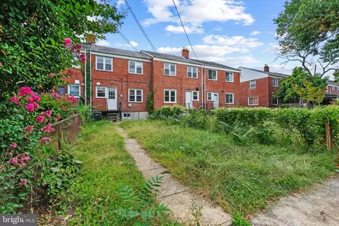 Exterior - 820 Bradhurst, Baltimore, MD 21212 photo 2 of 3