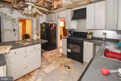 Kitchen - 2909 Chesley Ave, Baltimore, MD 21234 photo 3 of 3