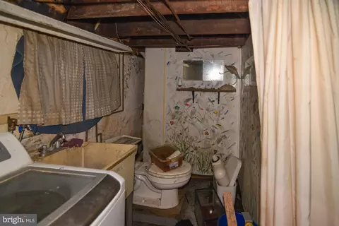 Bath - 2909 Chesley Ave, Baltimore, MD 21234 photo 4 of 4