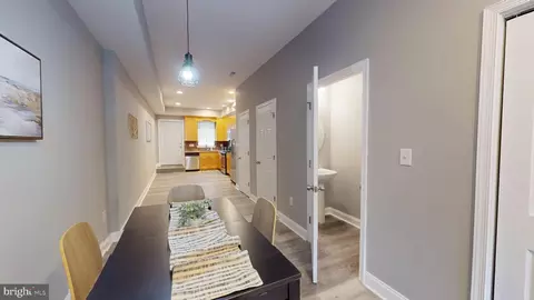 Entry Way - 1410 N Bond St, Baltimore, MD 21213 photo 4 of 10