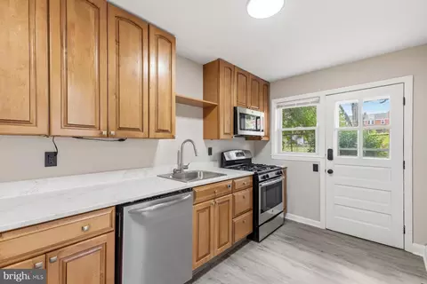 Kitchen - 810 Wedgewood Rd, Baltimore, MD 21229 photo 1 of 2
