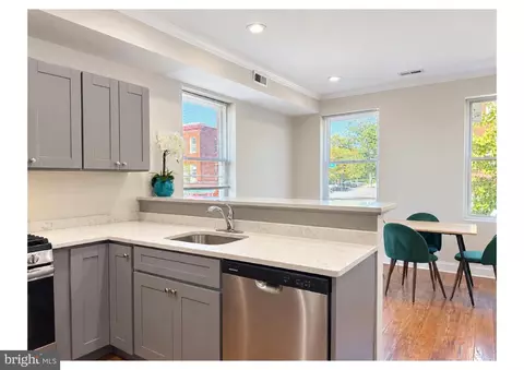 Kitchen - 1501 E Baltimore St, Baltimore, MD 21231 photo 1 of 1