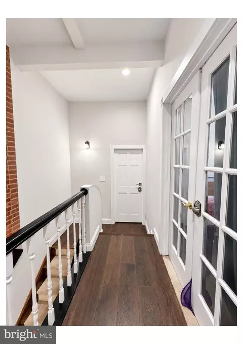 Entry Way - 1501 E Baltimore St, Baltimore, MD 21231 photo 1 of 1