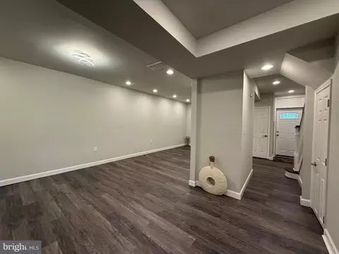 Entry Way - 606 Springfield Ave, Baltimore, MD 21212 photo 4 of 4