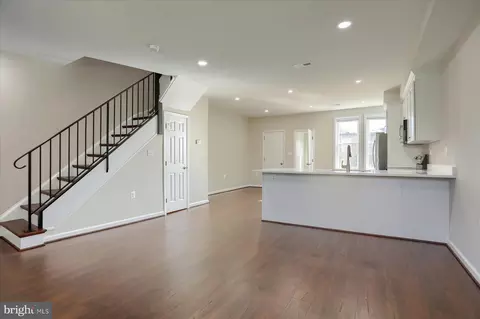 Living - 1503 N Payson St N, Baltimore, MD 21217 photo 2 of 5