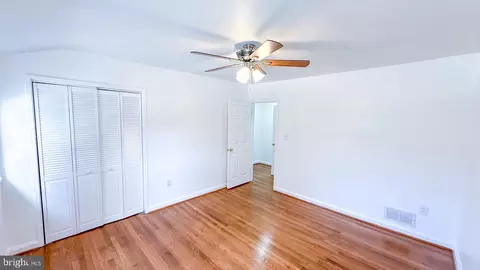 Bedroom - 617 Brisbane Rd, Baltimore, MD 21229 photo 2 of 3