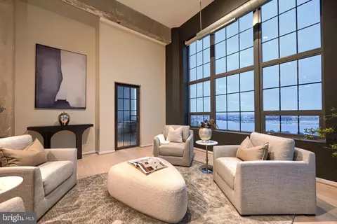 Living - 1200 Steuart St #1515, Baltimore, MD 21230 photo 9 of 11