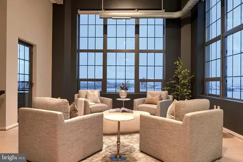 Living - 1200 Steuart St #1515, Baltimore, MD 21230 photo 7 of 11