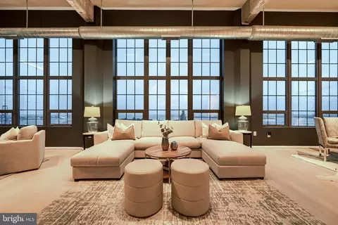 Living - 1200 Steuart St #1515, Baltimore, MD 21230 photo 4 of 11