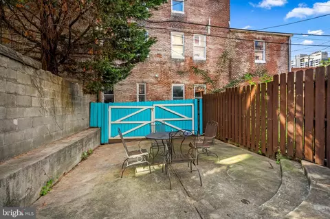 Exterior - 1802 Saint Paul St, Baltimore, MD 21202 photo 4 of 6