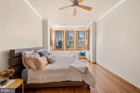 Bedroom - 1802 Saint Paul St, Baltimore, MD 21202 photo 1 of 6