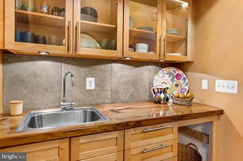 Kitchen - 1802 Saint Paul St, Baltimore, MD 21202 photo 2 of 8