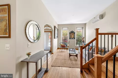 Entry Way - 1802 Saint Paul St, Baltimore, MD 21202 photo 2 of 22
