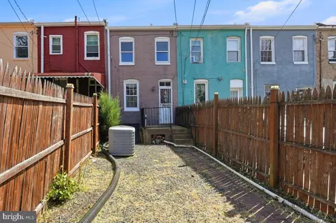 Exterior - 3218 Barclay St, Baltimore, MD 21218 photo 3 of 3