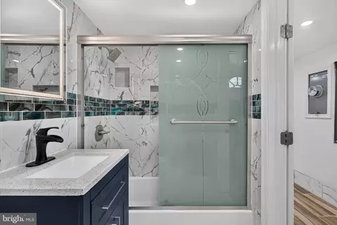 Bath - 1900 N Collington Ave, Baltimore, MD 21213 photo 4 of 4