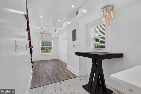 Entry Way - 1900 N Collington Ave, Baltimore, MD 21213 photo 6 of 11