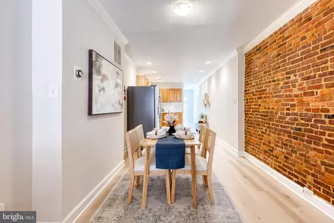 Entry Way - 1806 Light St, Baltimore, MD 21230 photo 4 of 15