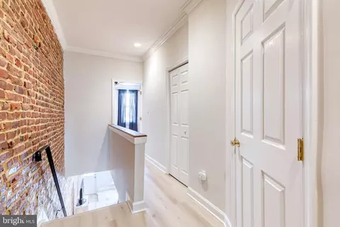 Entry Way - 1806 Light St, Baltimore, MD 21230 photo 14 of 15