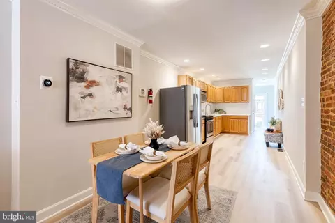 Entry Way - 1806 Light St, Baltimore, MD 21230 photo 5 of 15