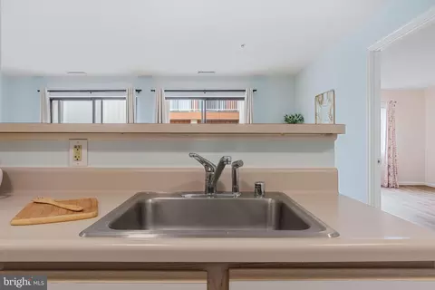Other - 2702 Lighthouse Pt E #629, Baltimore, MD 21224 photo 2 of 14